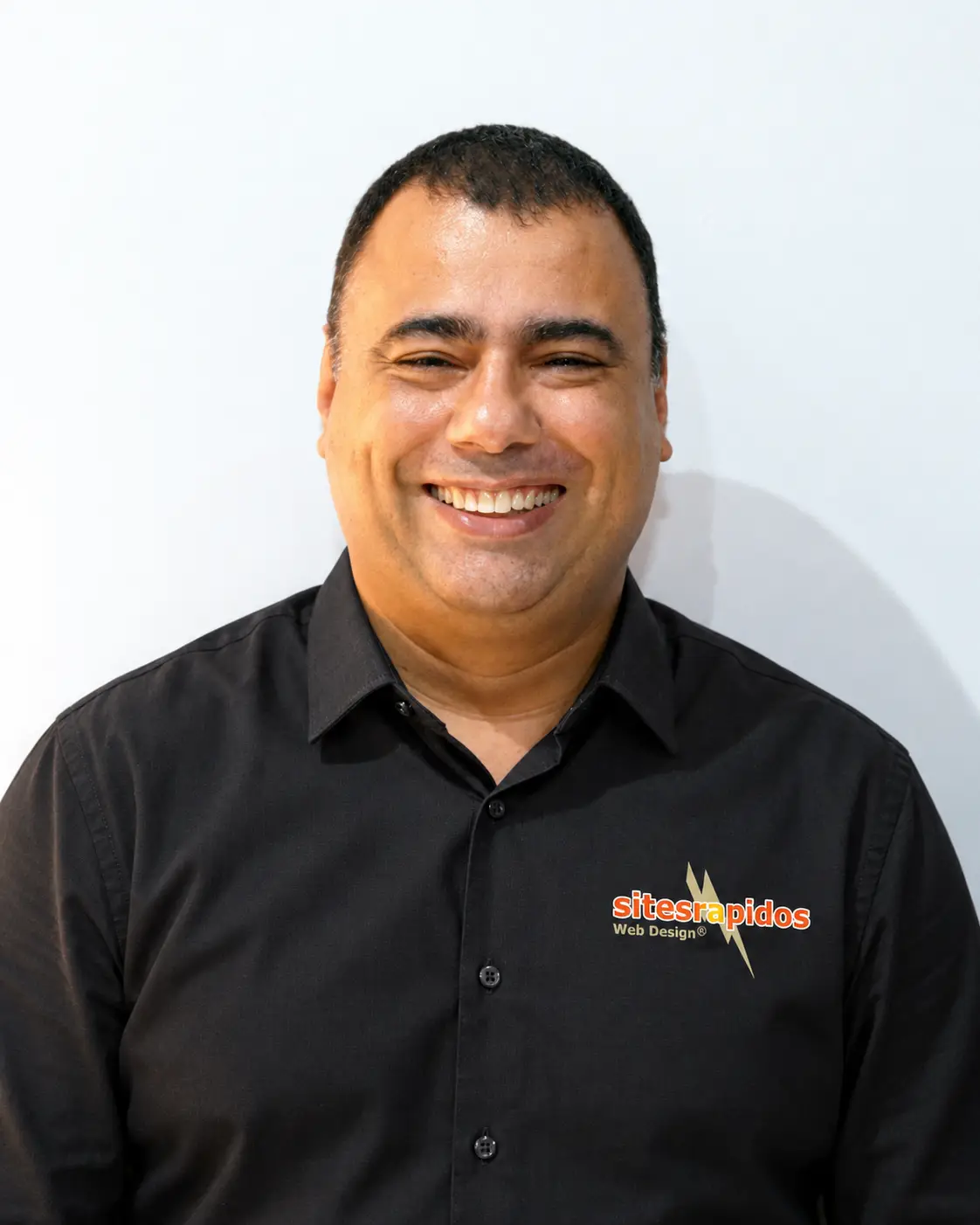 Retrato profissional da equipe Sites Rápidos